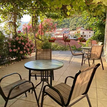 Apartments Aleksandar Sveti Stefan Exterior photo