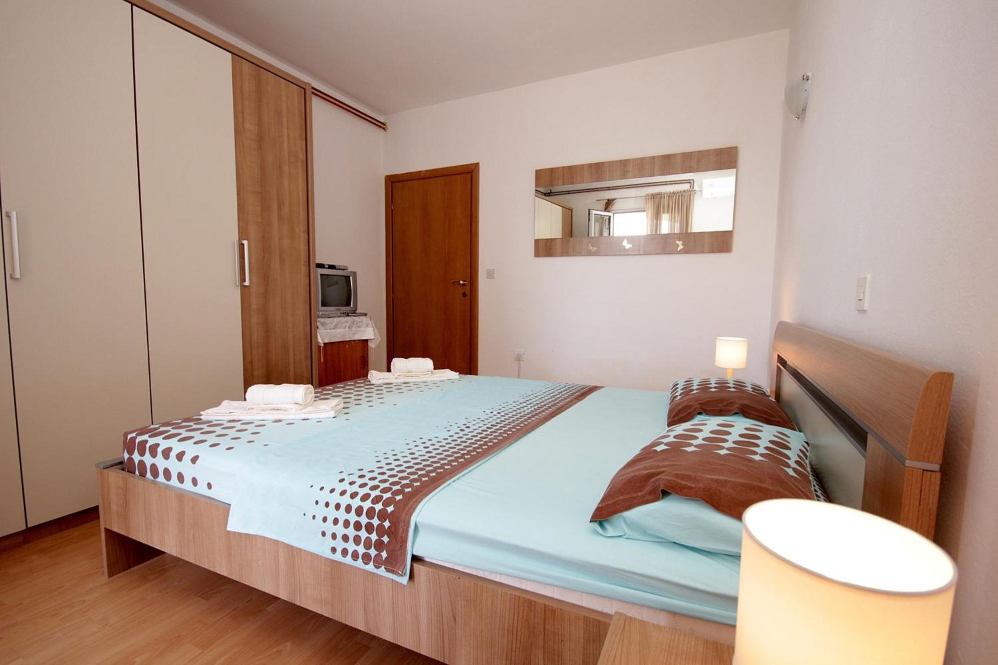 Apartment Aleksandar Sveti Stefan