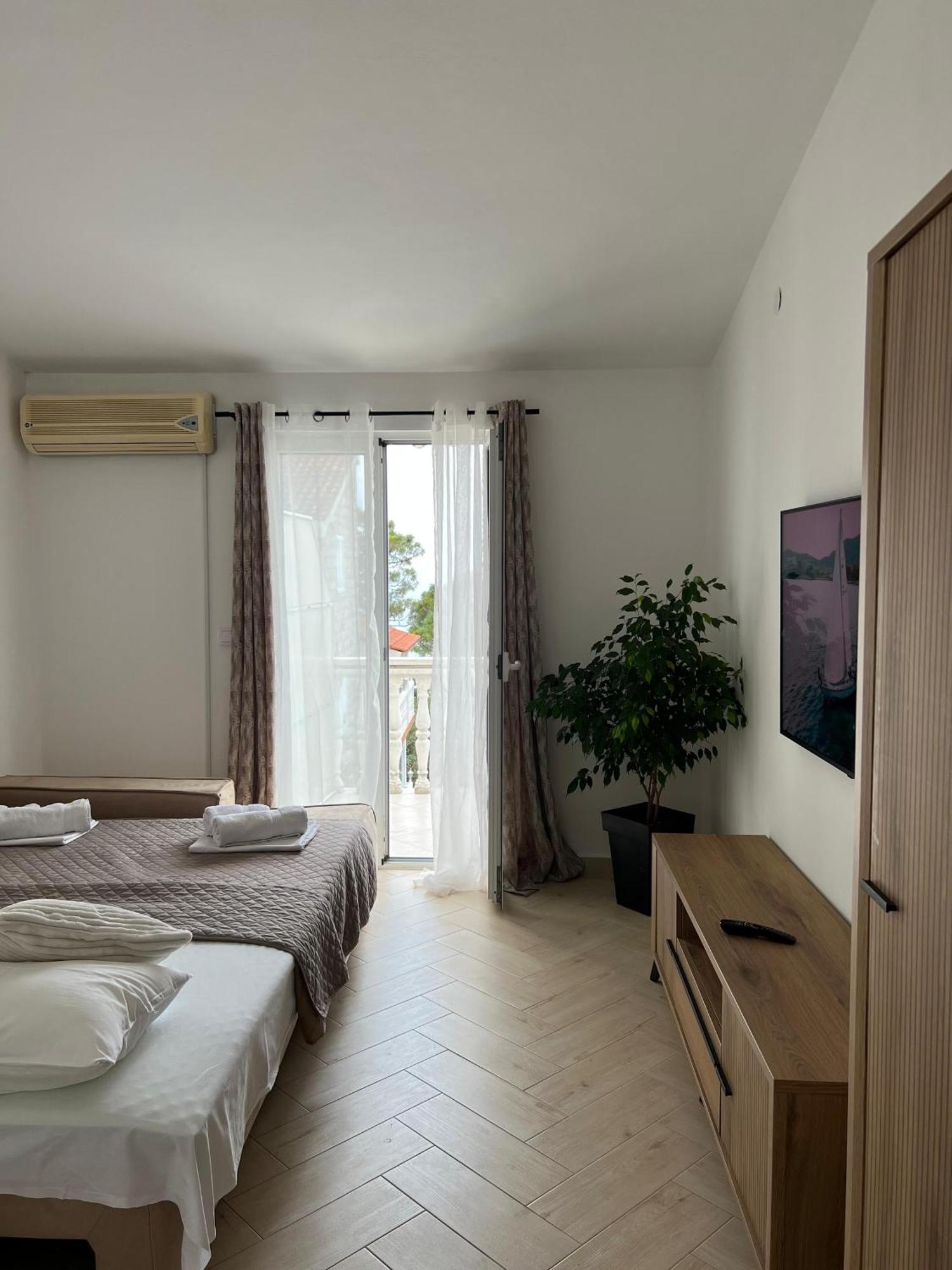 Apartment Aleksandar *